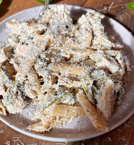 Delicious Italian chicken pasta dish with juicy chicken, flavorful sauce, and perfectly cooked pasta.